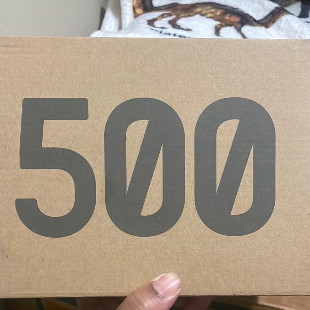 Yeezy 500 Box